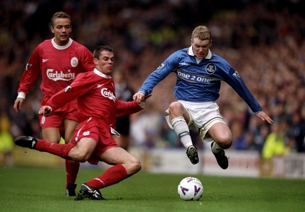 令人动容！残特奥会独腿飞人扑线摔破全国纪录（拼到最后一刻！残特奥会单腿短跑选手冲线摔倒刷新全国纪录）