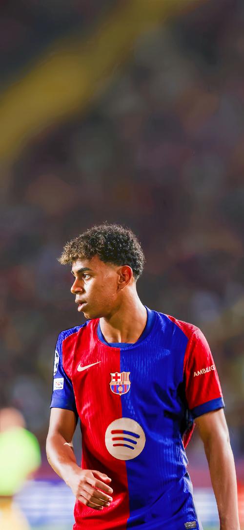 2025／26赛季英超：换队救不了状态！25岁桑乔边缘化（英超2025／26：换队难止颓，25岁桑乔仍被边缘化）