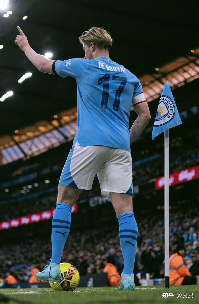 赫拉德-马丁：客战国米是生涯最佳比赛；选18号是因为阿尔巴（赫拉德-马丁：客场战国米乃生涯最佳一役；身披18号致敬阿尔巴）