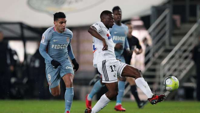 皇马vs塞维利亚首发：姆巴佩领衔，维尼修斯、罗德里戈先发（皇马战塞维利亚首发公布：姆巴佩领衔，维尼修斯、罗德里戈携手先发）